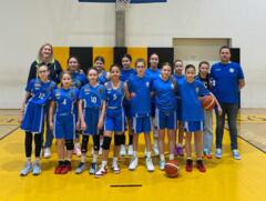 Gyermekcsapatunk a f�v�rosban szerepelt k�tnapos szakmai torn�n