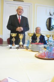 Dr. Vill�nyi Antal